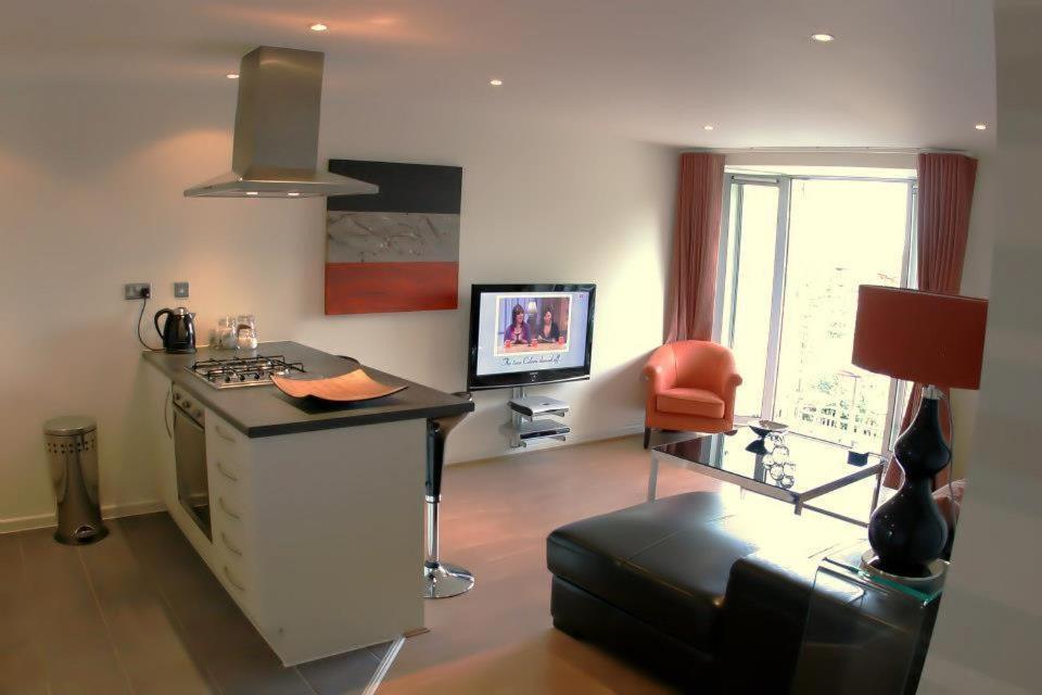 Chelmsford Serviced Apartments Exteriör bild